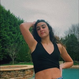 Meet your Posher, Emily